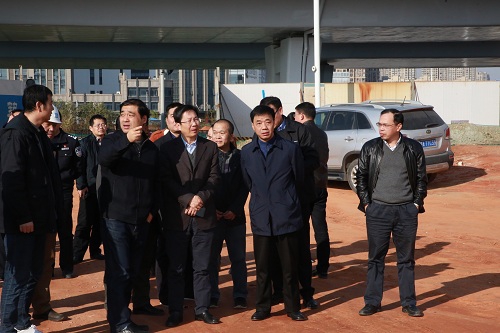 副市長(zhǎng)宋鈾一行調(diào)研我司昌南大道、洪都大道快速路改造項(xiàng)目